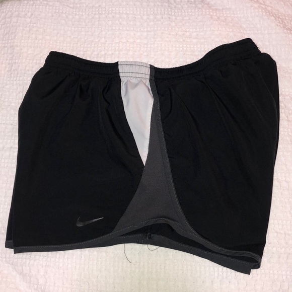 Nike drift shorts - Picture 2 of 3